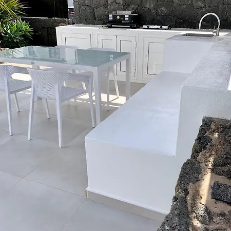 Fashion Armonia, Heated Pool